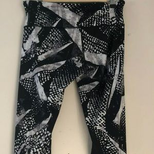 Lululemon Wunder Under Crop